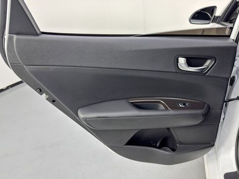 Used 2019 Kia Optima EX w/ EX Premium Package image 43