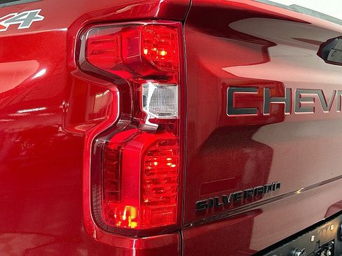Used 2021 Chevrolet Silverado 1500 LT w/ LPO, Dark Essentials Package AWD/4WD image 22
