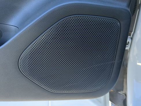 Used 2024 Nissan Rogue SV image 22