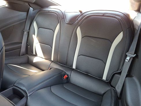 Used 2021 Chevrolet Camaro LT image 10