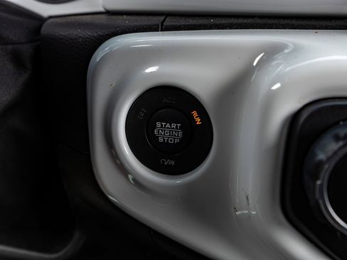 Used 2021 Jeep Wrangler Unlimited Sport image 22