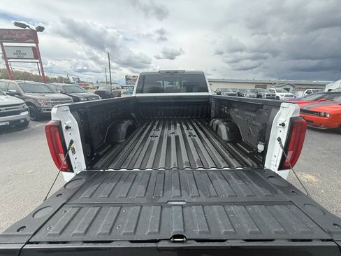 Used 2021 GMC Sierra 3500 Denali w/ Denali Ultimate Package image 13
