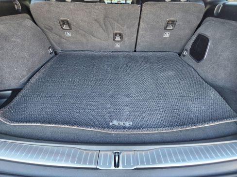 Used 2022 Jeep Grand Cherokee Summit image 36