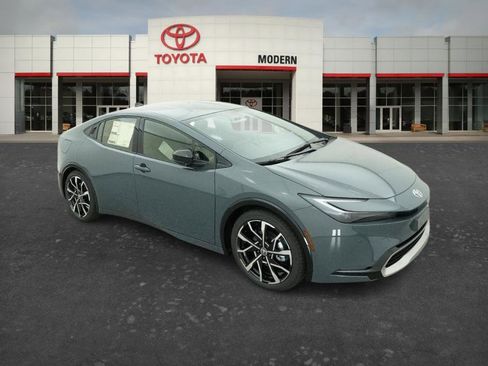 New 2026 Toyota Prius Plug-In Hybrid FWD image 19