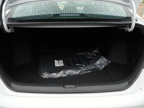 New 2026 Honda Accord LX image 8