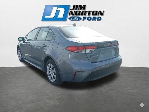 Used 2024 Toyota Corolla LE image 7