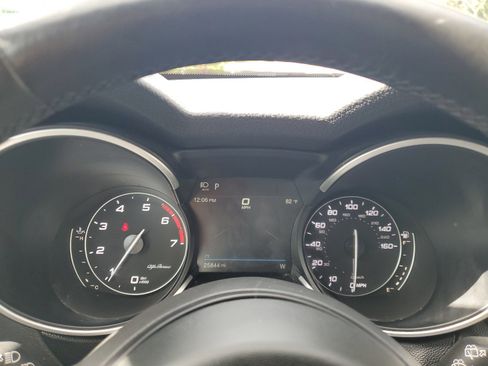 Used 2022 Alfa Romeo Stelvio Sprint image 30