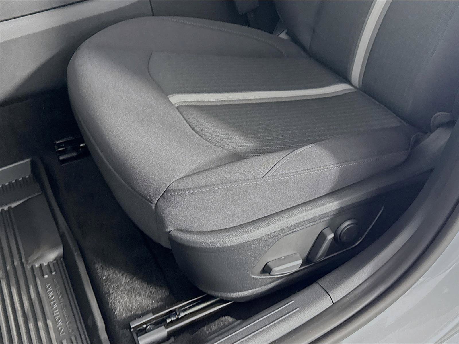 New 2026 Hyundai Sonata SEL FWD image 19
