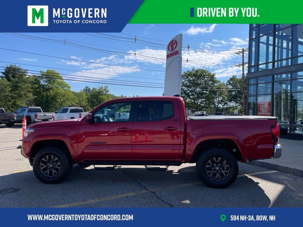 Used 2023 Toyota Tacoma SR5 AWD/4WD image 2