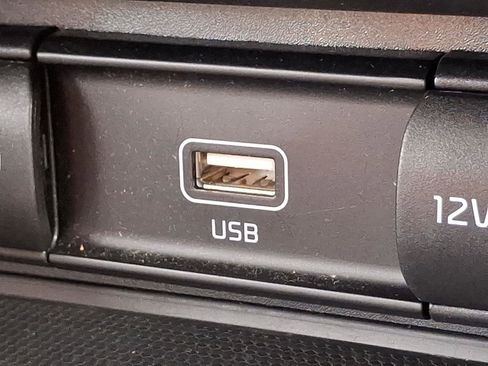 Used 2022 Kia Soul LX image 22