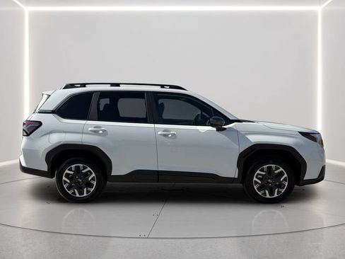 Used 2026 Subaru Forester Premium AWD/4WD image 7