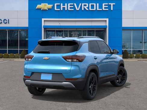 New 2026 Chevrolet TrailBlazer LT w/ Midnight Edition FWD image 4