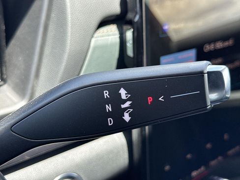 New 2026 GMC Terrain AT4 w/ Technology Package II AWD/4WD image 13