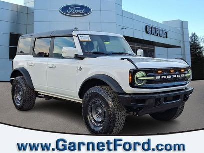 Certified 2023 Ford Bronco Outer Banks w/ Sasquatch Package