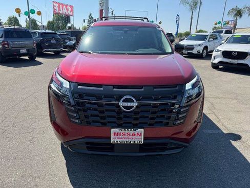 New 2026 Nissan Pathfinder SV image 2