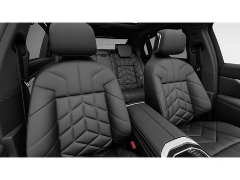 New 2026 BMW i7 eDrive50 w/ M Sport Package image 11