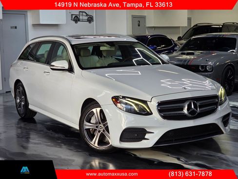 Used 2018 Mercedes-Benz E 400 4MATIC Wagon w/ Premium 1 Package image 2