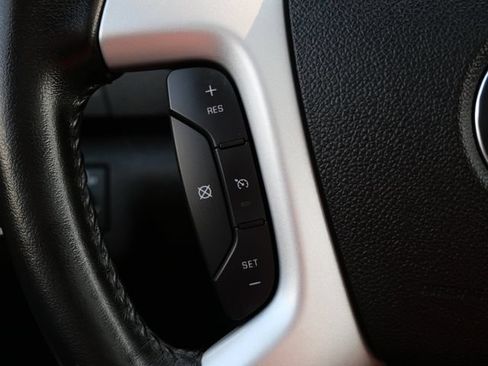 Used 2012 Chevrolet Traverse LT AWD/4WD image 26