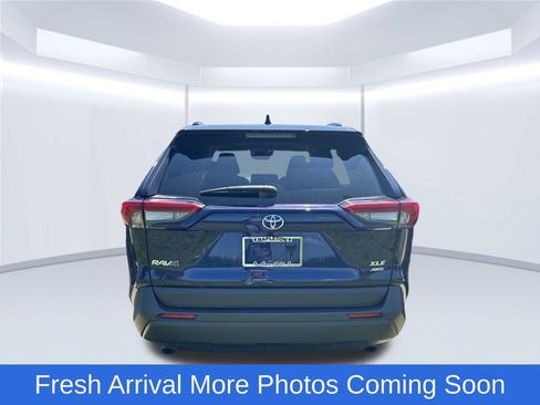 Used 2024 Toyota RAV4 XLE Premium w/ Weather Package AWD/4WD image 5