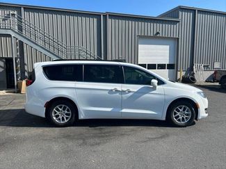 Certified 2020 Chrysler Pacifica Touring FWD video 2
