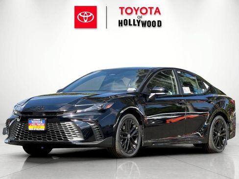 New 2026 Toyota Camry SE w/ Multimedia Upgrade Package FWD image 7