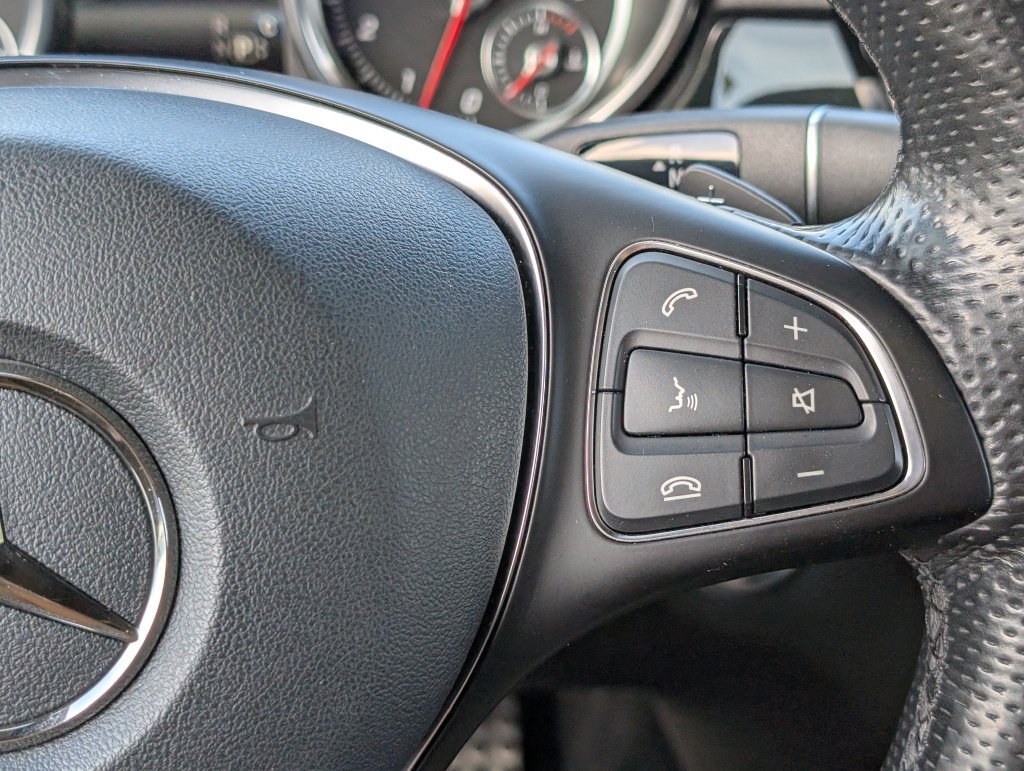 Used 2019 Mercedes-Benz GLE 400 4MATIC image 31