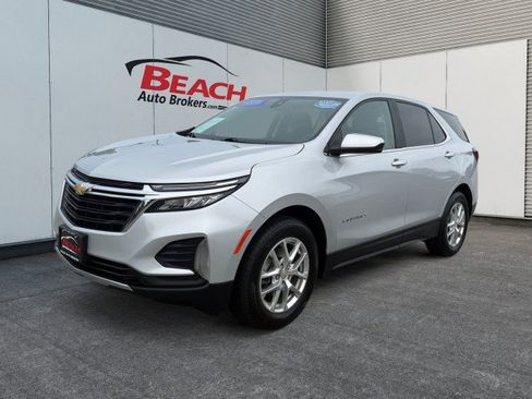 Used 2022 Chevrolet Equinox LT FWD image 3