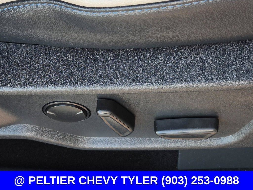 Used 2023 Ford Bronco Wildtrak AWD/4WD image 15