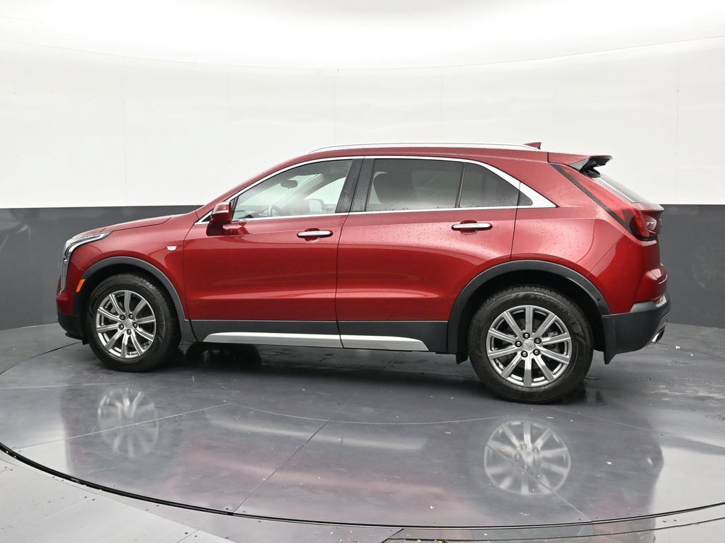 Used 2019 Cadillac XT4 Premium Luxury w/ Enhanced Visibility Package FWD image 2