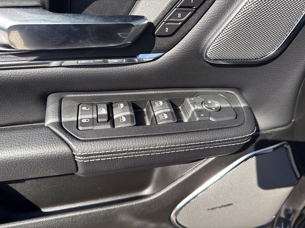 New 2027 RAM 1500 Laramie w/ Night Edition AWD/4WD image 18