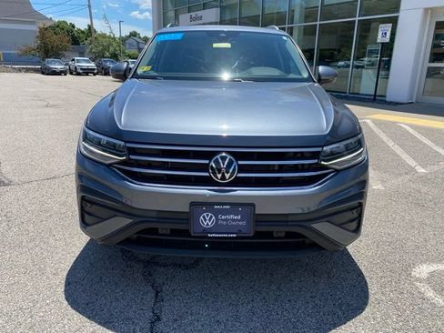 Certified 2023 Volkswagen Tiguan SE w/ Panoramic Sunroof Package AWD/4WD image 10