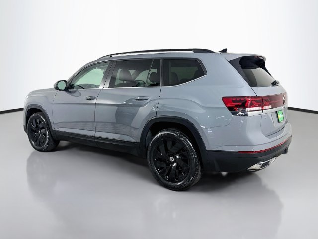Used 2026 Volkswagen Atlas SE FWD image 7