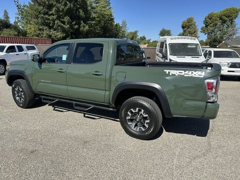 Used 2021 Toyota Tacoma TRD Off-Road w/ Technology Package AWD/4WD image 5