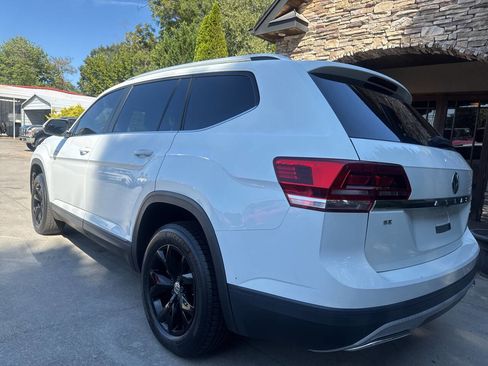 Used 2018 Volkswagen Atlas SE image 3