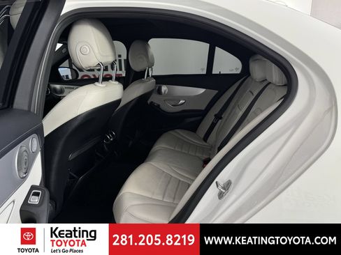 Used 2015 Mercedes-Benz C 300 4MATIC Sedan image 18