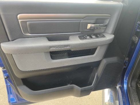 Used 2018 RAM 1500 Big Horn RWD image 9