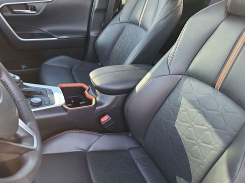 Used 2024 Toyota RAV4 Adventure image 22