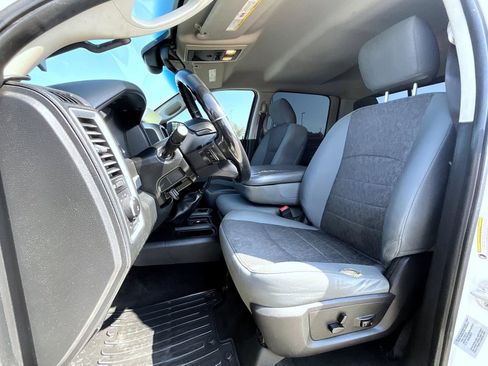 Used 2017 RAM 3500 Big Horn AWD/4WD image 10
