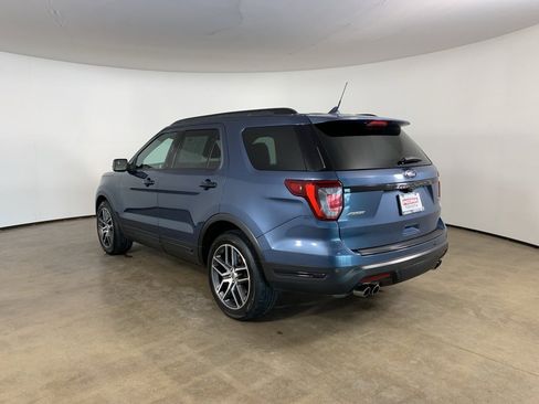 Used 2018 Ford Explorer Sport image 16