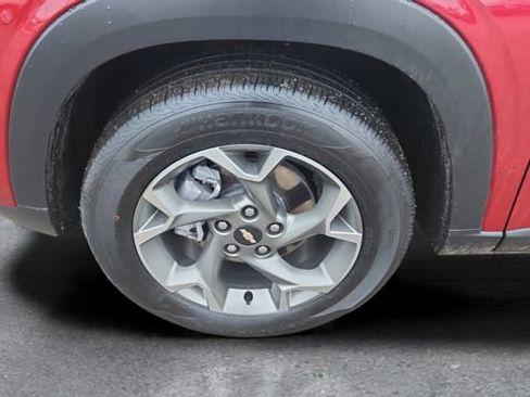 Used 2025 Chevrolet Trax LT w/ LT Convenience Package image 20