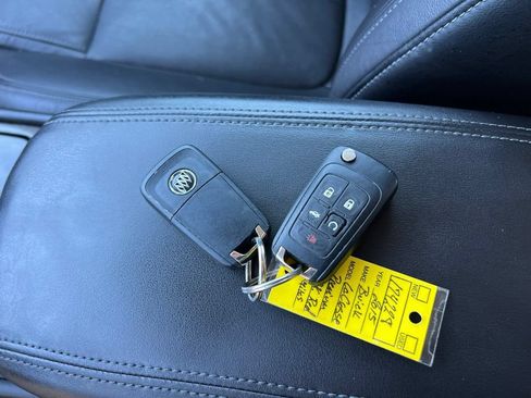 Used 2015 Buick LaCrosse Premium FWD image 28