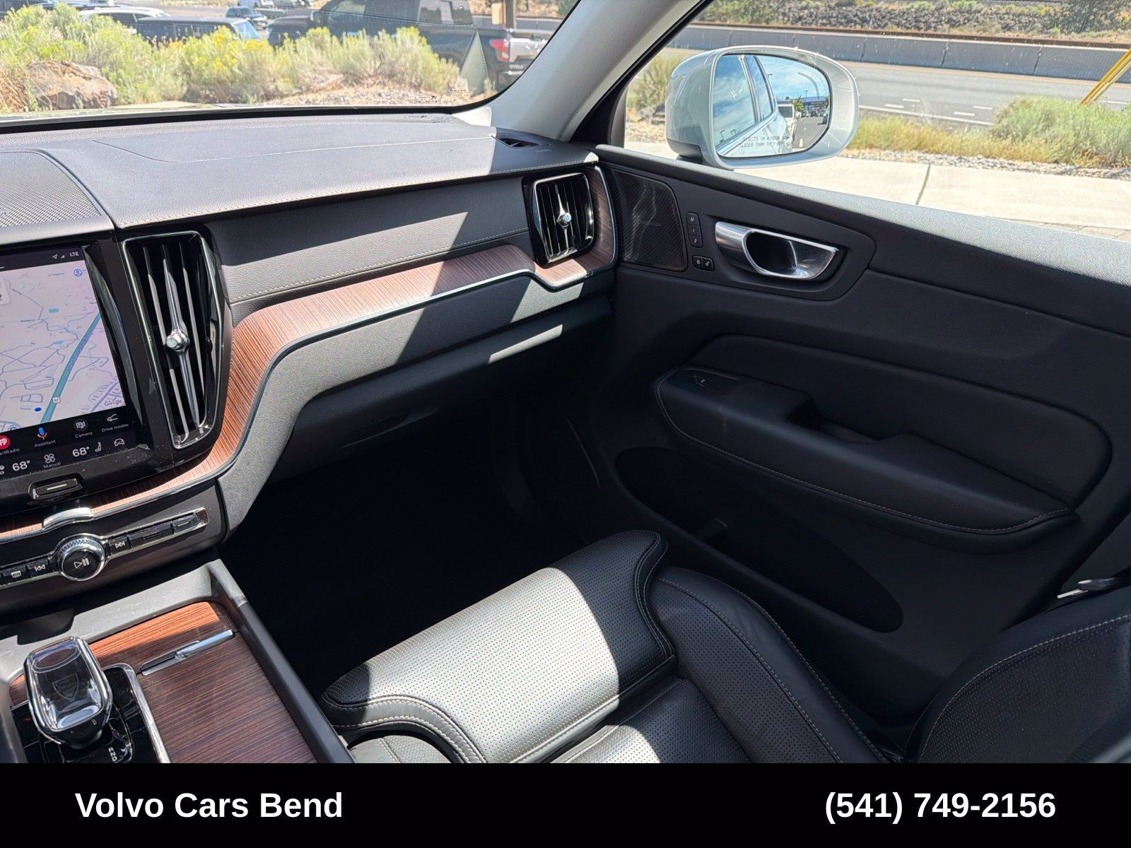 Used 2023 Volvo XC60 B5 Ultimate w/ Climate Package AWD/4WD image 13