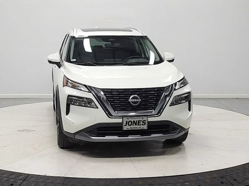 Used 2023 Nissan Rogue SL w/ SL Premium Package AWD/4WD image 3