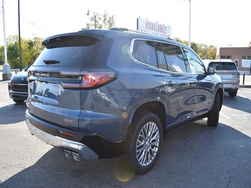 New 2026 GMC Acadia Denali w/ Super Cruise Package image 9