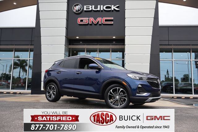 Used 2022 Buick Encore GX Essence FWD image 1