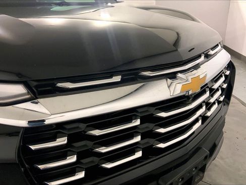 Used 2025 Chevrolet Equinox LT FWD image 29