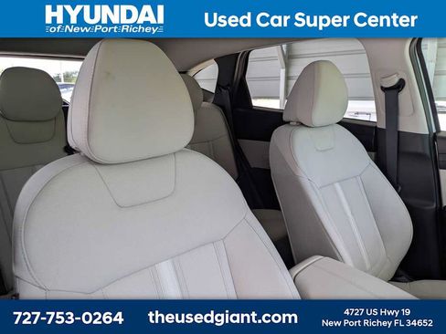 Used 2025 Hyundai Tucson SEL FWD image 6