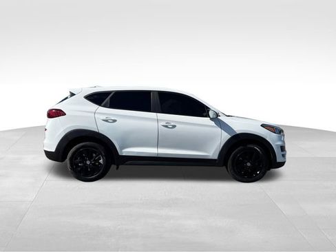 Used 2020 Hyundai Tucson SE image 6