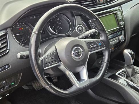 Used 2022 Nissan Rogue Sport SL AWD/4WD image 18