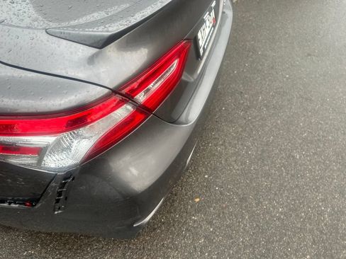 Used 2020 Toyota Camry SE FWD image 7